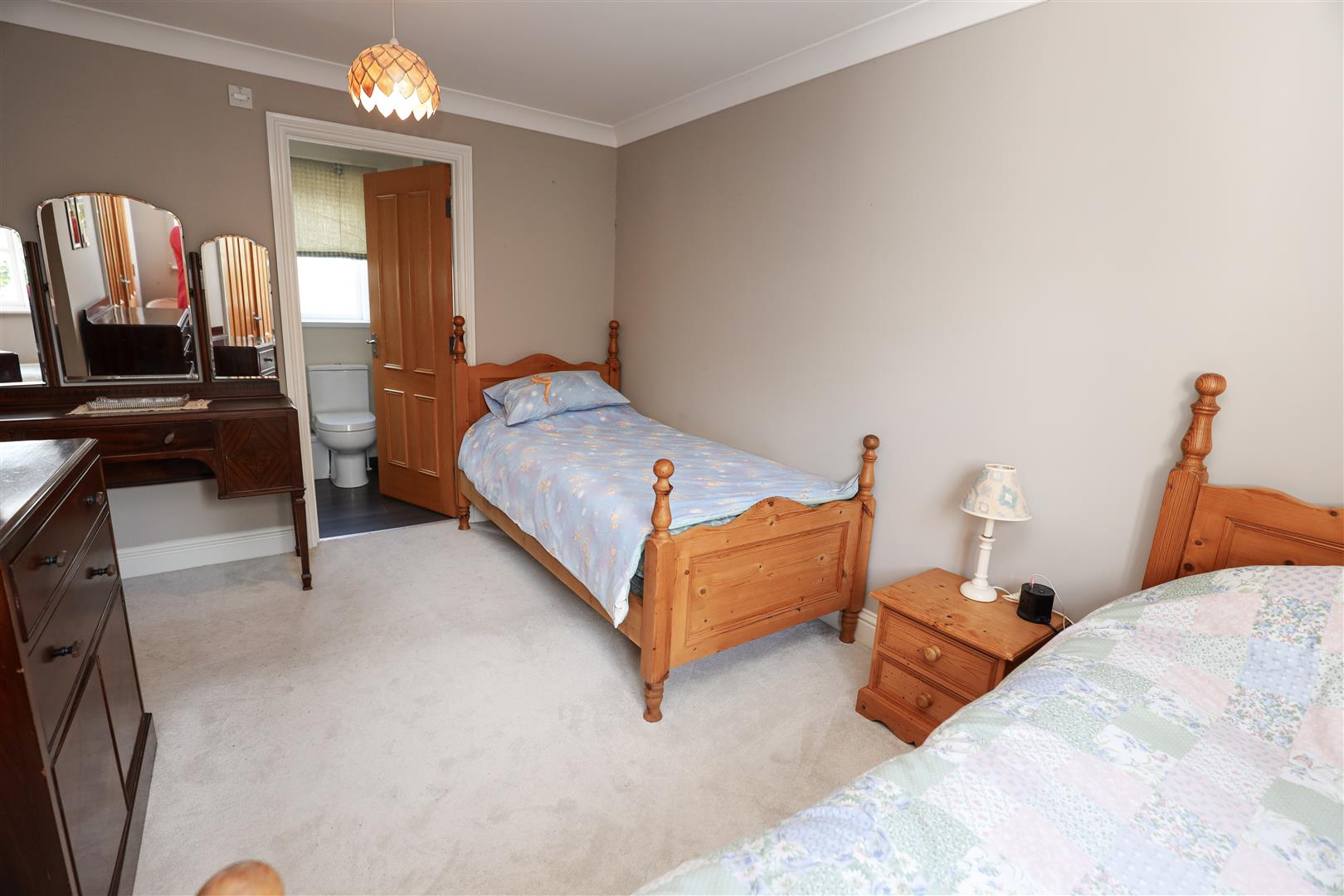 2 Castle Mews, Llanblethian, Cowbridge, Vale of Glamorgan, CF71 7FA